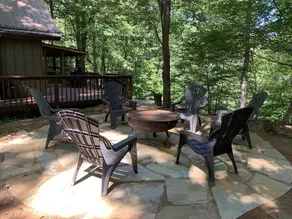 Cozy cabin- short and midterm rentals welcome! - Image 5
