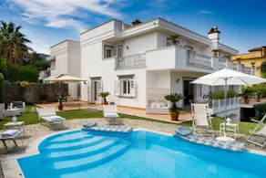 AMORE RENTALS - Villa Lia - Image 4