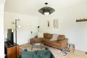 Cool, Quiet, and Comfortable Cottage Near Mac - Image 3