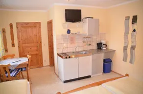 Gradevole appartamento adatto alle famiglie con sauna, giardino e terrazza | Vista sul lago - Image 4