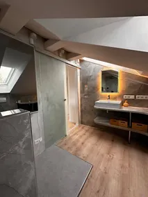 Wonderful holiday apartment with 5 bedrooms for 6 persons - Image 2