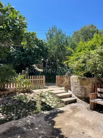 Nice cottage with pool, barbeque & garden | Garden view | Dogs allowed - Image 3