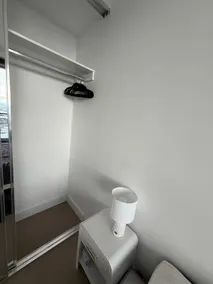 Agréable chambre privée avec piscine | Parfaite pour le travail à distance - Image 4