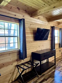 Glorious Lofted Cabin Perfect to Reconnect with Nature in South Dakota - Image 2