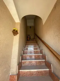 Apartamento vacacional con terraza y jardín - Image 3