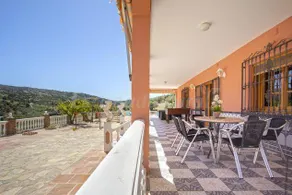Cottage with barbeque, pool & garden | Mountain view - Image 3