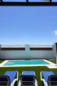 Cottage con terrazza, piscina e giardino | Vista sul giardino | Ammette animali domestici - Image 2