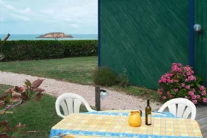 Fully equipped spacious house with sauna, terrace & garden | Sea view | Beach nearby - Image 2
