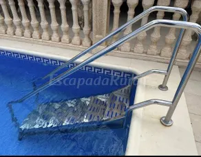 Child-friendly pleasant cottage with pool, terrace & garden | Mountain view | Next to the beach | Pets are welcome - Image 3