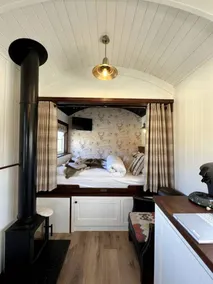 Wonderful Tiny House Near Oslo for Norwegian Glamping Adventures - Image 4