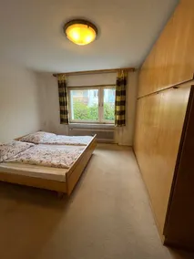 Flat with garden & terrace - Image 4