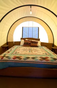 Gorgeous Nature Getaways in this Wonderful Covered Wagon Rental for 4 in Moore, Oklahoma - Image 2