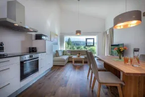 House with terrace - Image 3