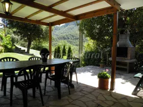Cottage con piscina, barbecue e giardino | Vista sul fiume - Image 3