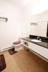 Acogedora habitación privada apta para familias - Image 5