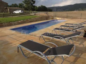 Cottage avec jardin, piscine et barbecue | Vue montagne - Image 2
