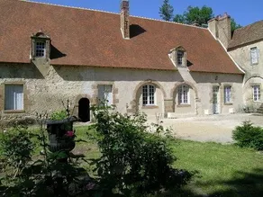 Gite with pool, garden & BBQ - Image 2