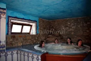 Casa rural apta para familias con terraza, barbacoa y jardín | Vistas a la montaña - Image 3