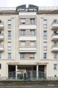 Route des Fusillés de la Résistance, Suresnes - Image 5