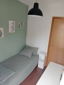 Private room with garden - Image 3