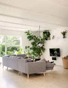Family-friendly ample holiday home with BBQ, terrace & garden | Close to the beach | Suitable for remote work - Image 5