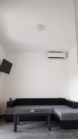Flat with garden, terrace & barbecue - Image 5