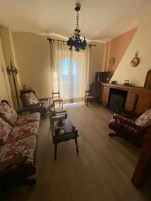 Apartamento vacacional con terraza y jardín - Image 4
