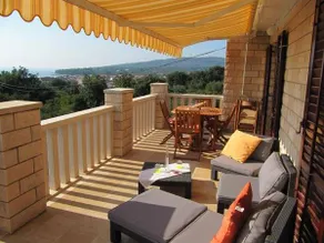Ferienwohnung mit Grill und Terrasse - Image 2