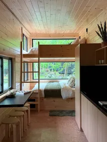 Oak: Woodland Tiny Home with Panoramic Views in Pennsylvania Stay - Image 3