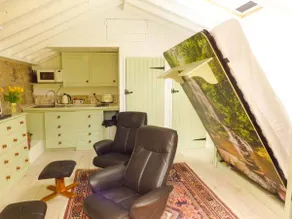 Agréable cottage avec jacuzzi, jardin et barbecue - Image 3