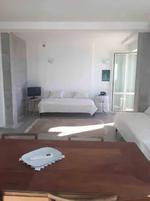 Appartement avec terrasse - Image 3