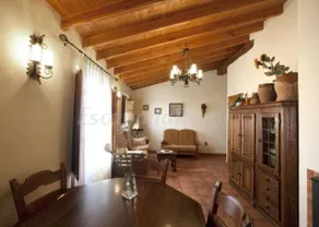 Cottage with pool, garden & barbeque | Garden view | Pets are welcome - Image 2