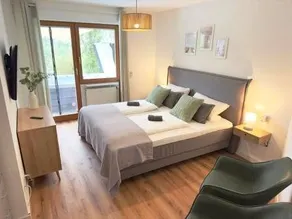 Appartamento adatto alle famiglie con piscina privata, idromassaggio e terrazza | Vista sul fiume - Image 2