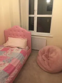 Beautiful private room with garden - Image 1
