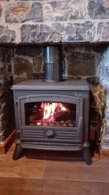Cottage with terrace, BBQ & garden | Mountain view - Image 4