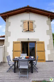 Gite with terrace - Image 5