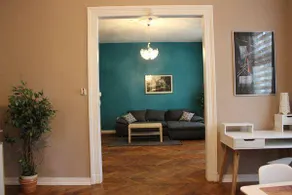 Flat with terrace - Image 4