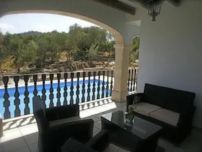 Children-friendly villa with terrace, garden & barbeque | Mountain view | Suitable for remote work - Image 5