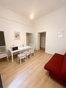 Hernád utca, Budapest - Image 1