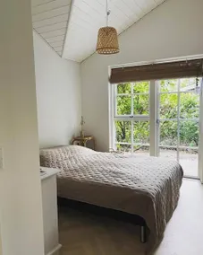 Holiday home with garden, terrace & BBQ - Image 4