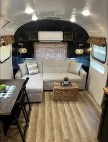 Luxurious Remodeled Airstream with Wraparound Deck and Spa near Honey Grove, Texas - Image 4