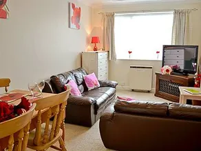 Family-oriented nice cottage | Water view | Close to the beach - Image 2