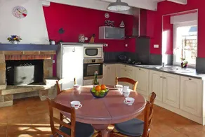 Maison avec terrasse et jardin - Image 3