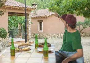 Family-oriented cottage with terrace, garden & BBQ | River view | Pet-friendly - Image 4