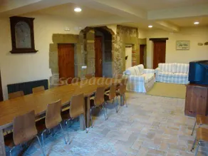 Pleasant cottage with barbeque, pool & terrace | Garden view | Pets are welcome - Image 3