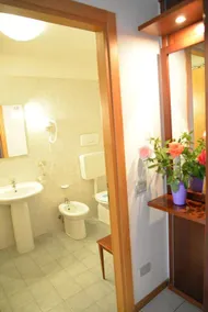 Appartement avec jacuzzi - Image 4