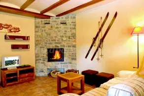 Cottage with barbeque, terrace & jacuzzi | Mountain view - Image 2