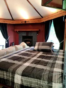 Rustic Countryside Cabin with Amazing Views in Parkland County, Alberta - Image 2