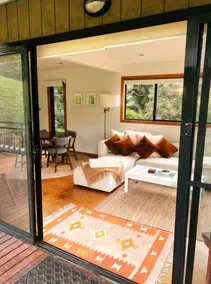 Sleek Uki Accommodation in the Tweed Hinterland Ideal as a Couples Retreat, NSW - Image 4