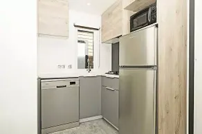 Mobile home with barbecue & garden | Beach nearby | Pet-friendly - Image 5